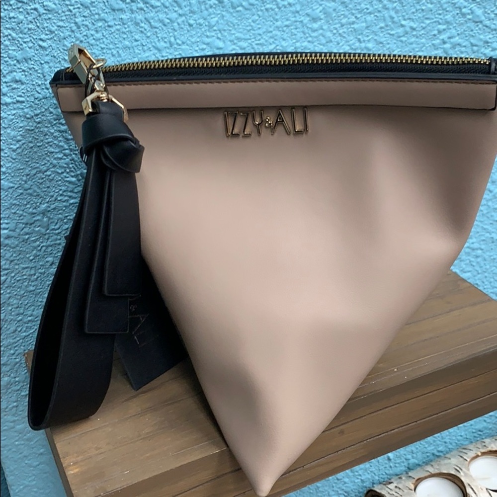 Izzy &Ali purse